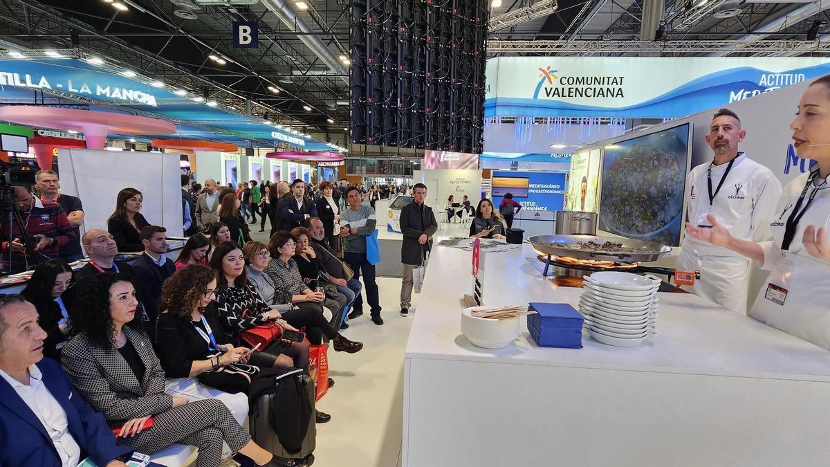 Tavernes cierra su presencia en Fitur 2024 con una exhibición culinaria