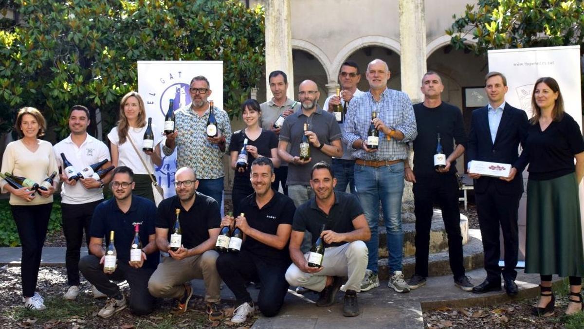 Los representantes de las bodegas que participan en La Nit dels Xarel·los.