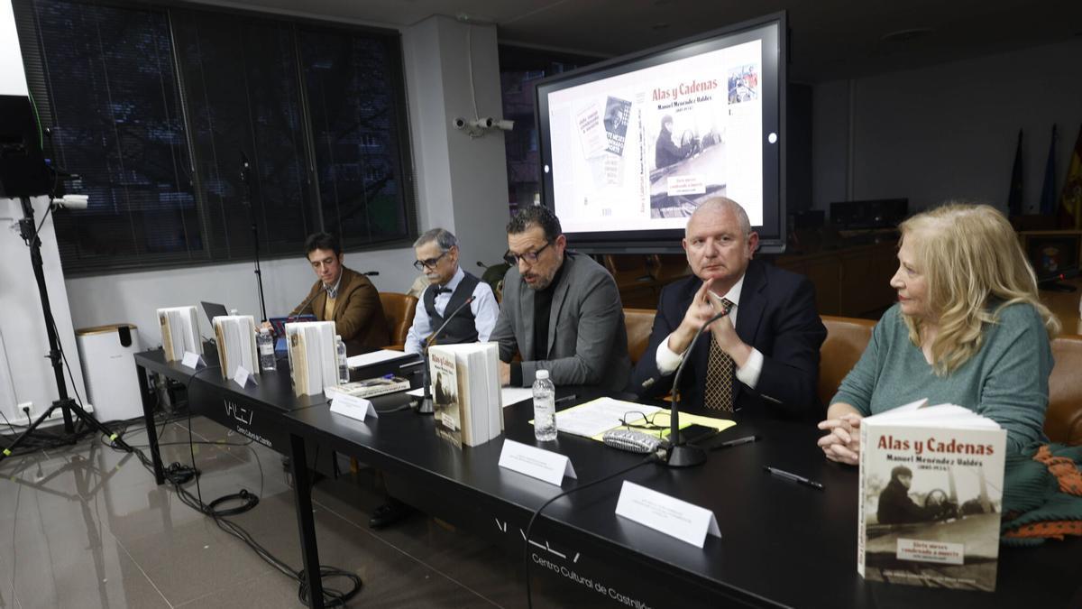 En imágenes: Presentación de "Alas y Cadenas" en Castrillón
