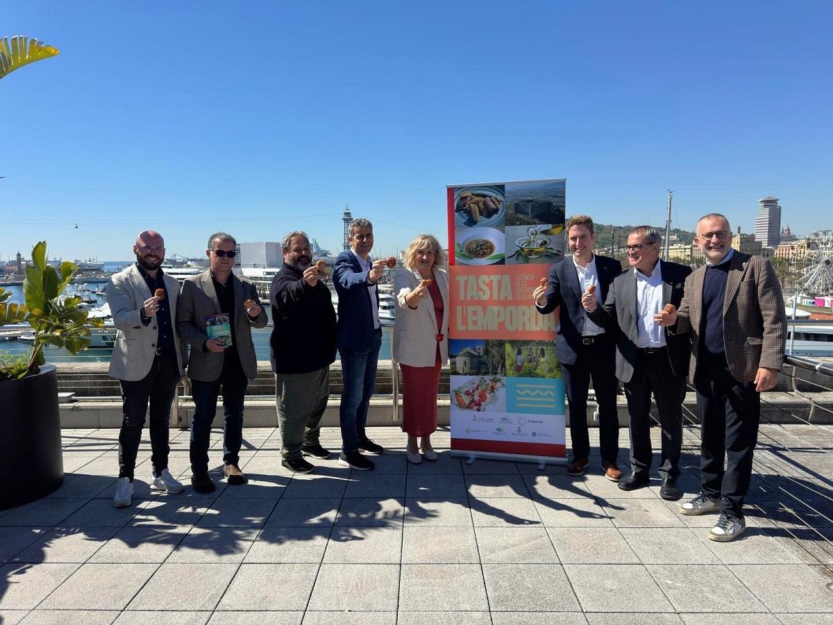 Els participants a la presentació feta a Barcelona
