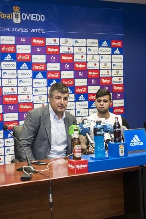 Presentación de Martín Alaníz como nuevo jugador del Real Oviedo