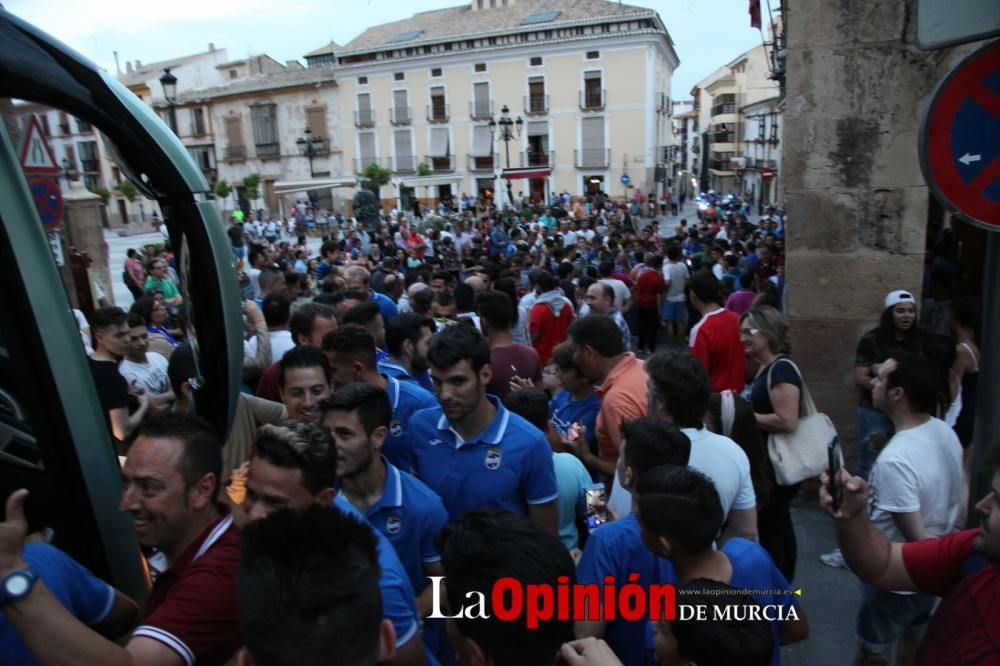 Recepción al Lorca por el ascenso