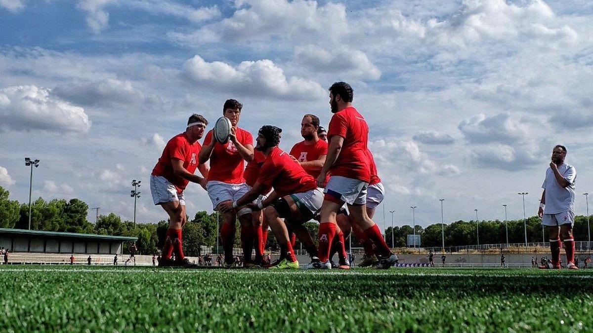 El campo de rugby del CDM David Cañada inaugura su nuevo césped artificial