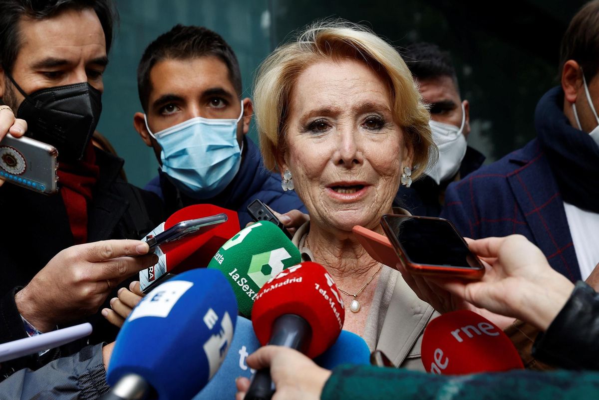 El jutge rebutja investigar Esperanza Aguirre per la reducció de llits en un hospital de Madrid El jutge rebutja investigar Esperanza Aguirre per la reducció de llits en un hospital de Madrid