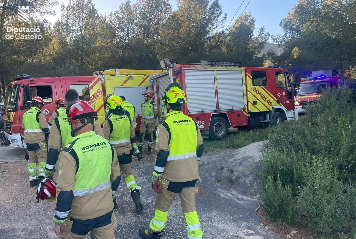 Los bomberos, en el lugar de los hechos.