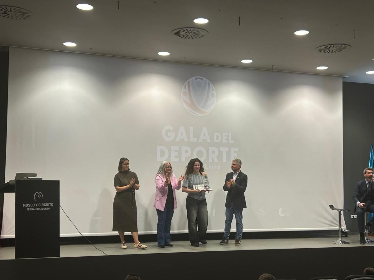 Las imágenes de los premiados en la Gala del Deporte de Llanera Las imágenes de los premiados en la Gala del Deporte de Llanera