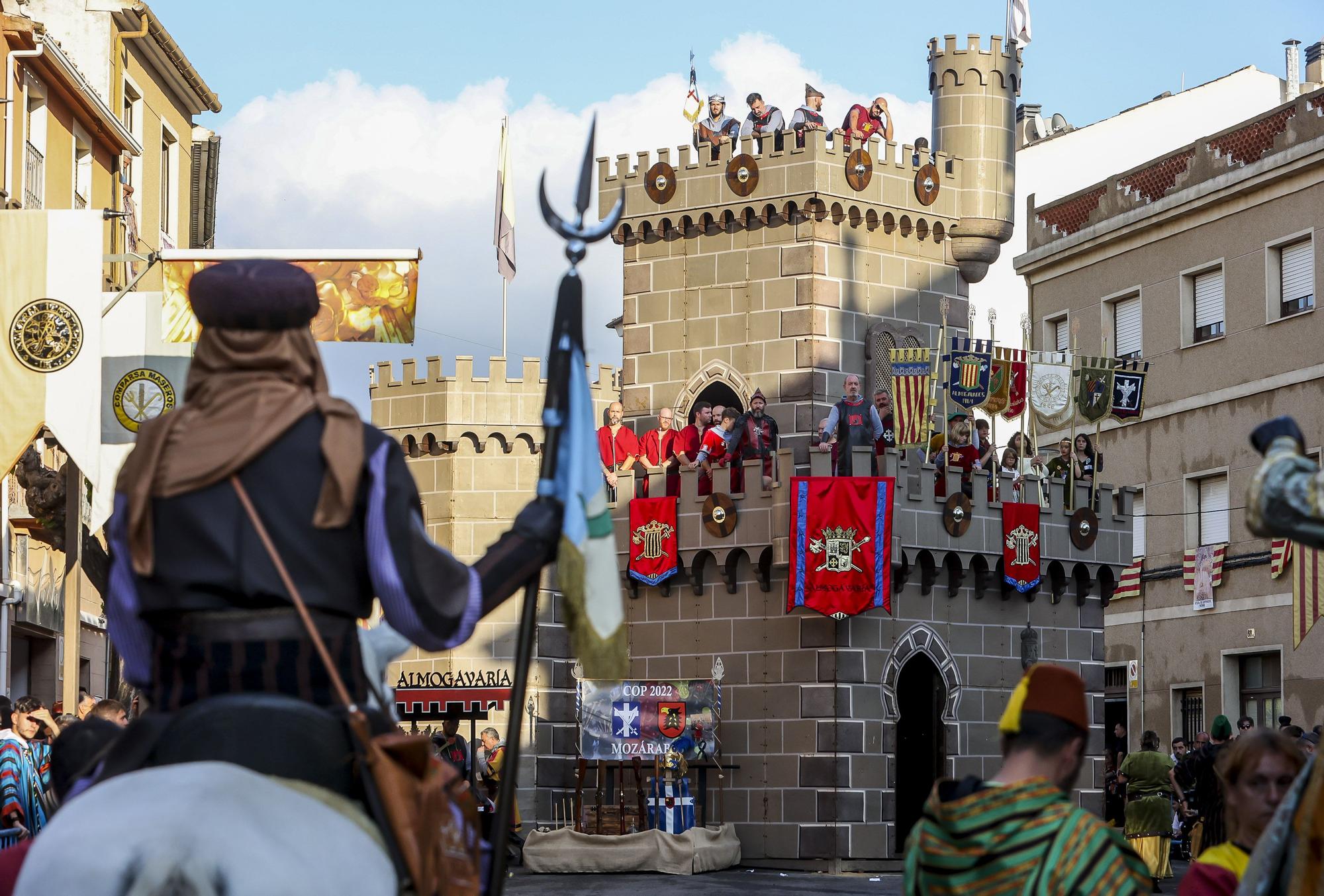 Guerrilla y Embajada Mora por las fiestas de Ibi