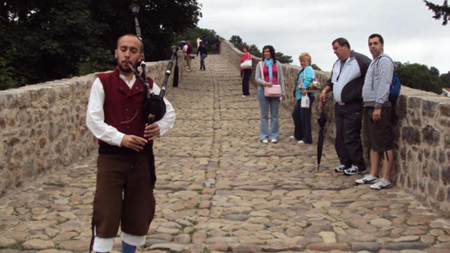 Hilo musical para la postal de Asturias