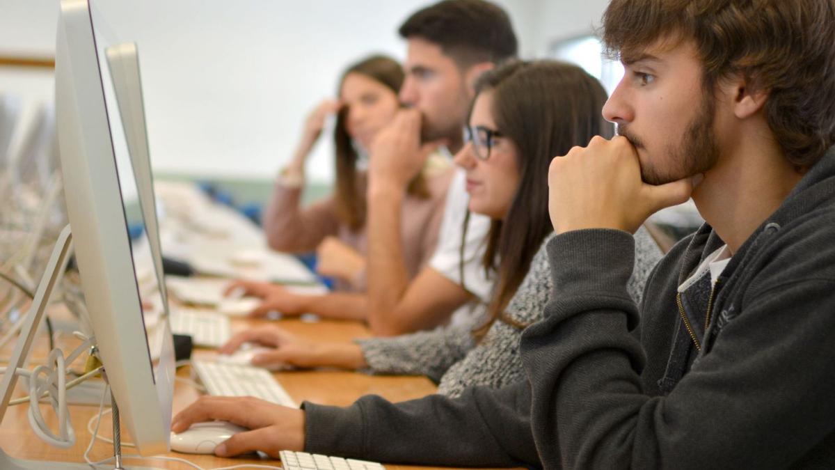 Los cursos MOOC están teniendo una buena acogida por las facilidades que ofrecen para el alumnado.