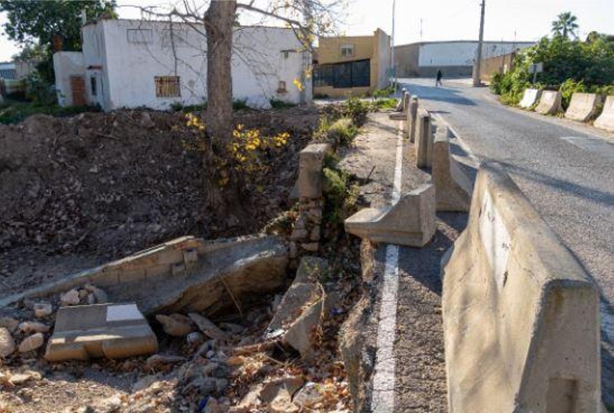 Puente destrozado por la dana.