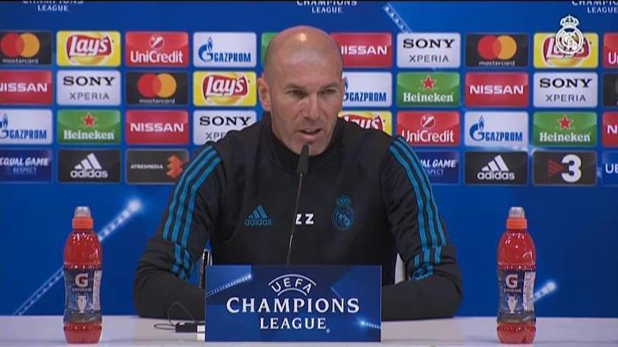 Zidane: &quot;Quiero seguir en el Madrid&quot;