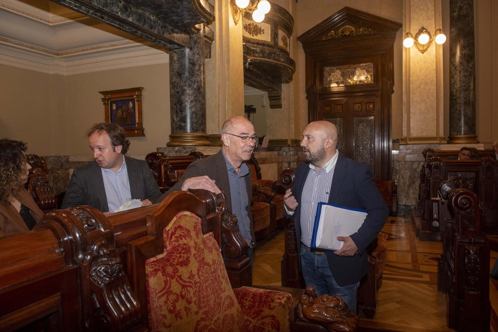 El pleno de A Coruña vota a favor de rehabilitar la antigua cárcel, que sigue sin proyecto y sin acuerdo sobre su propiedad