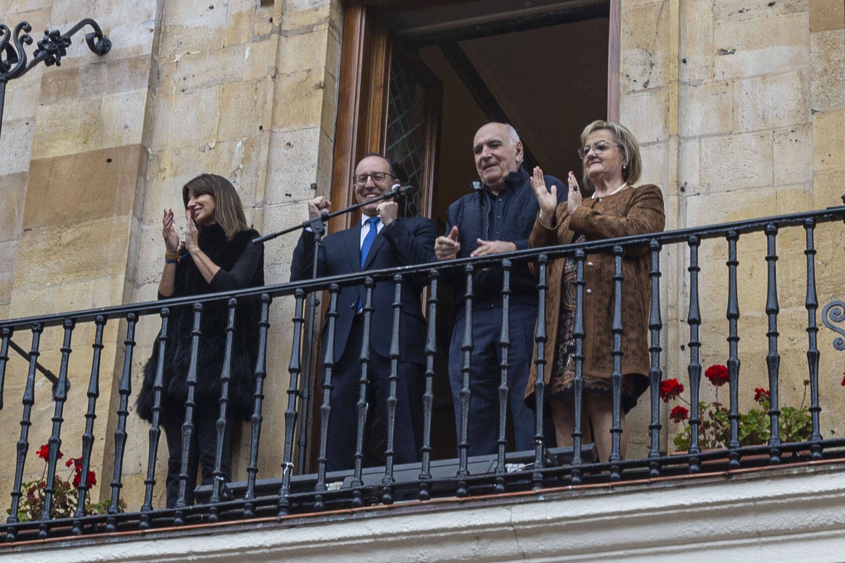 En imágenes | Cabalgata del Heraldo por las calles de Oviedo