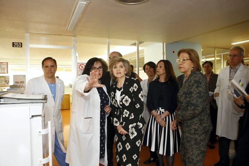 Visita de la ministra de Sanidad al Hospital Infantil de Zaragoza