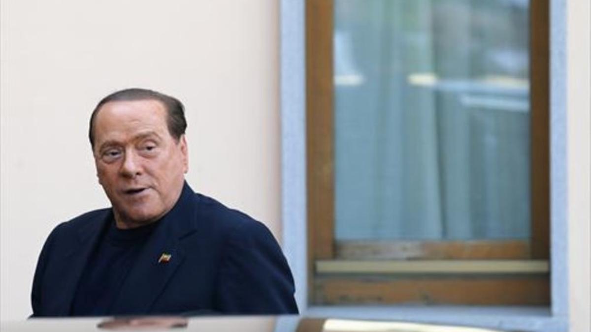 Berlusconi pagará a su ex 1,4 millones_MEDIA_1