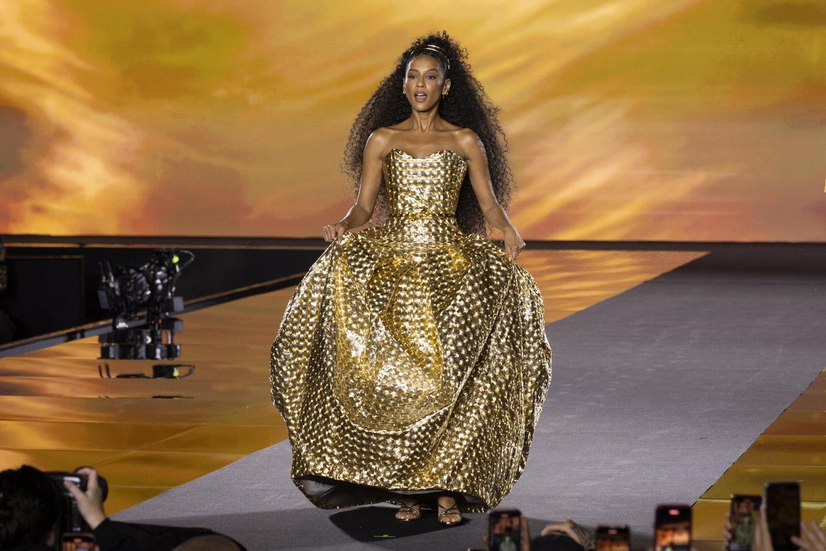 Desfile de L'Oréal Paris en la Semana de la Moda de París