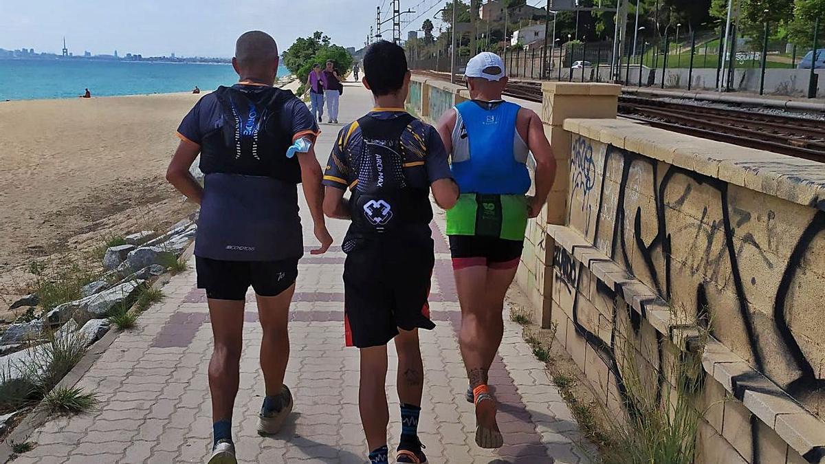 Paco Robles, Carlos Gámez i Victor Millán, en el tram final del recorregut