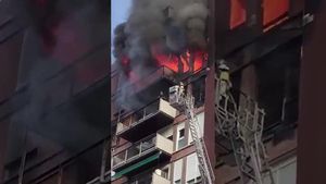 Incendi en un pis del carrer de Saragossa