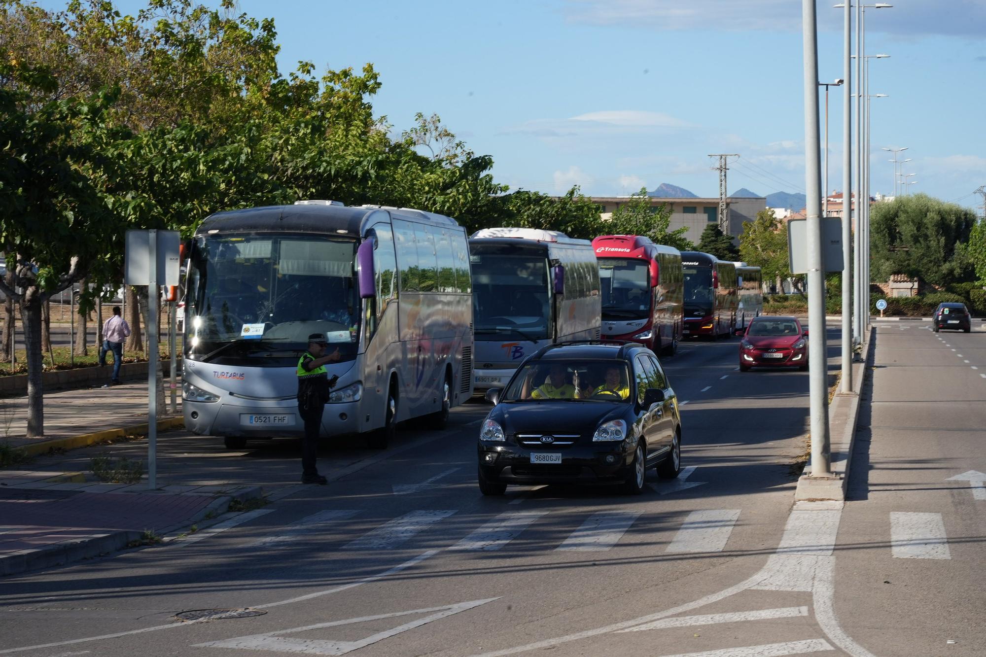 La 'marea grogueta' a por todas en Valencia