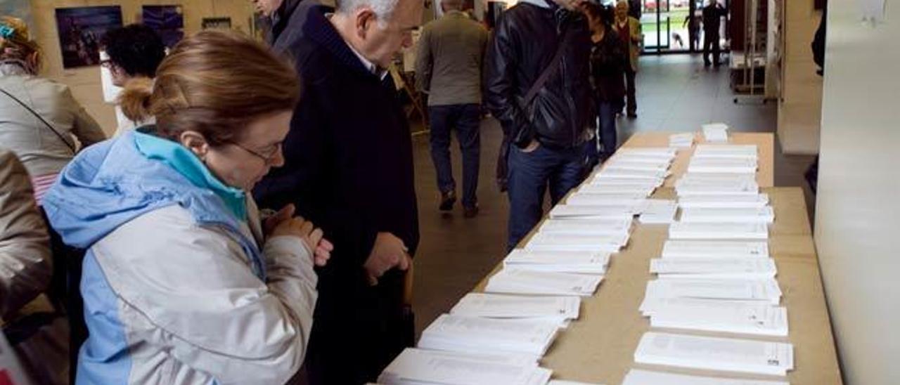 Casi 382.000 gallegos se declaran indecisos en la recta final de campaña