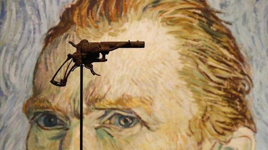 Pagan 162.000 euros por el arma que mató a Van Gogh