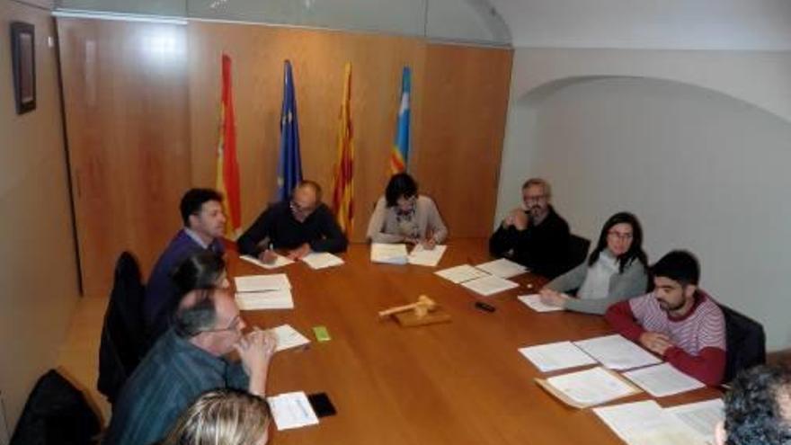 Imatge d&#039;un dels darrers plens de l&#039;Ajuntament de Sant Feliu.