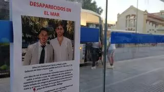 "No nos vamos a ir sin los chicos", dicen los familiares de los paddle surfistas desaparecidos