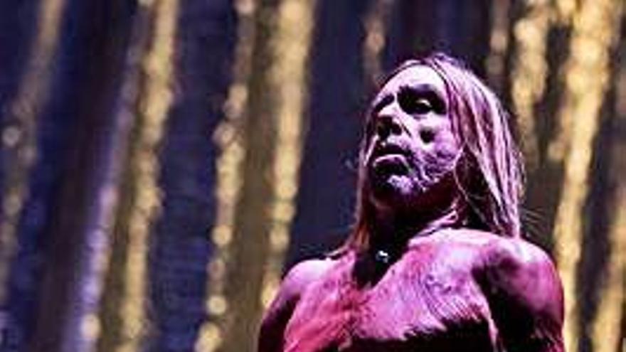 Iggy Pop, ayer, durante su actuación en O Son do Camiño.