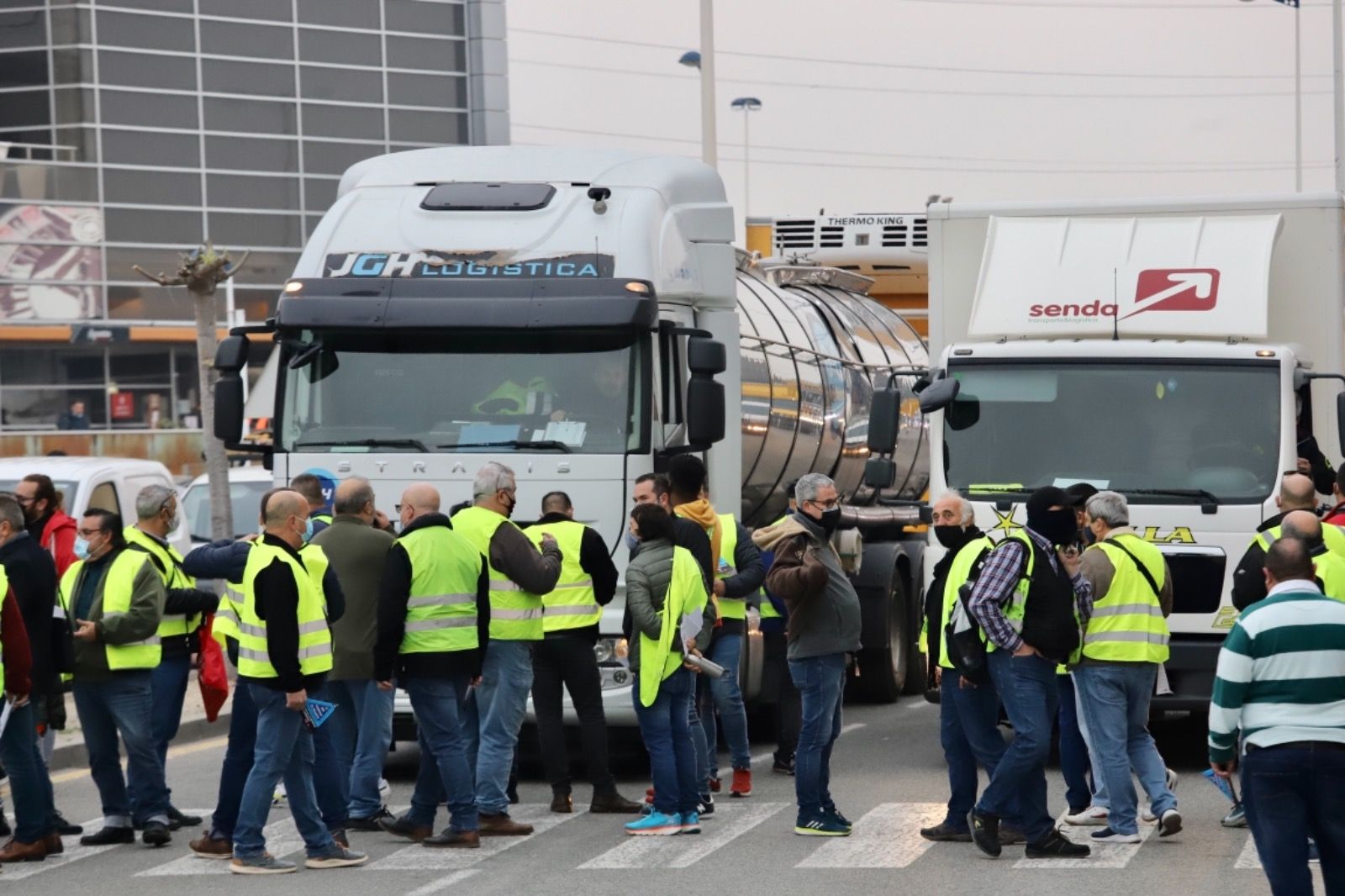 Concentración de camioneros en Murcia