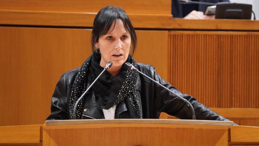 La diputada del PSOE Lorena Canales, ayer en el pleno. | CORTES