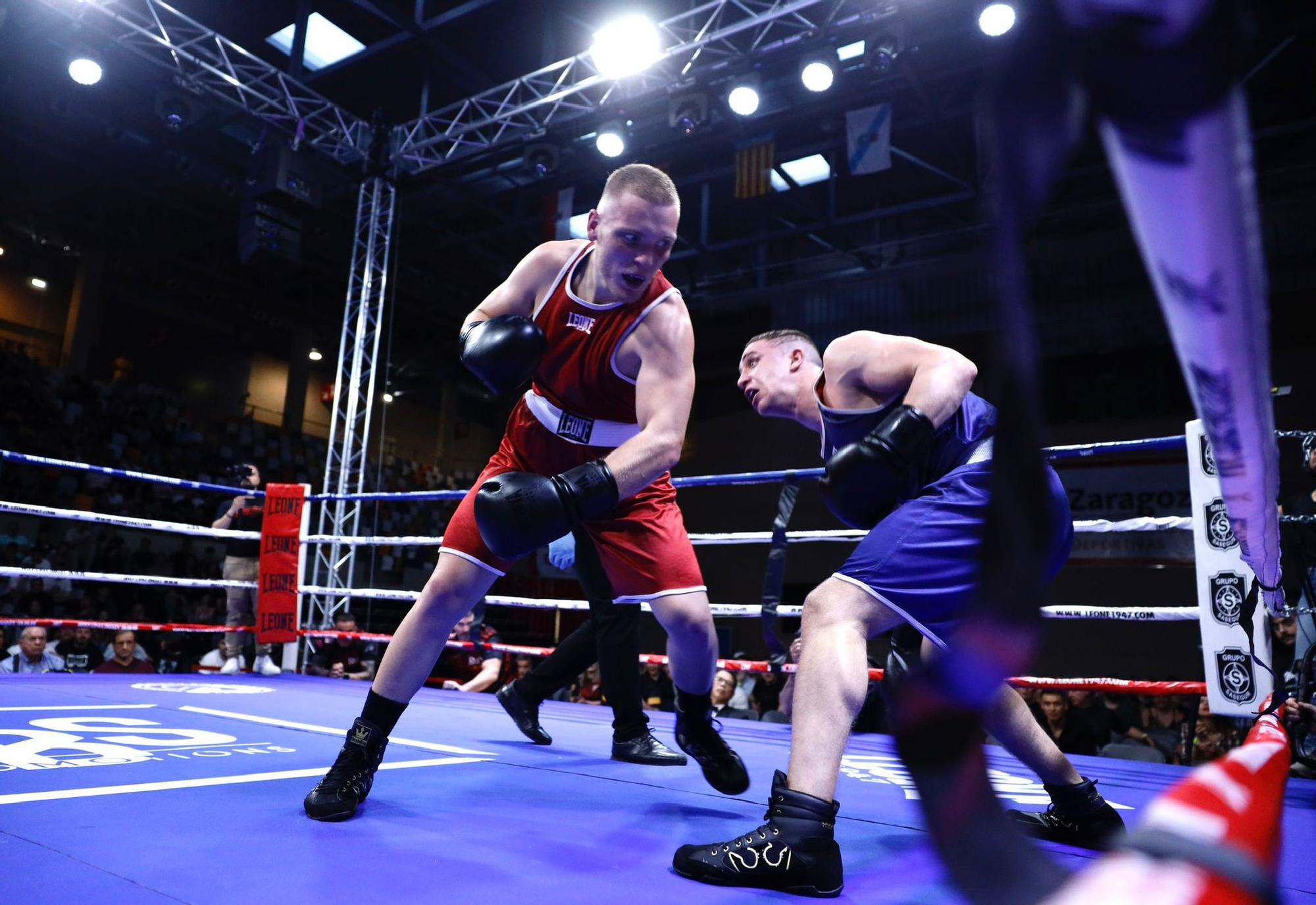 Velada de boxeo en el pabellón Siglo XXI