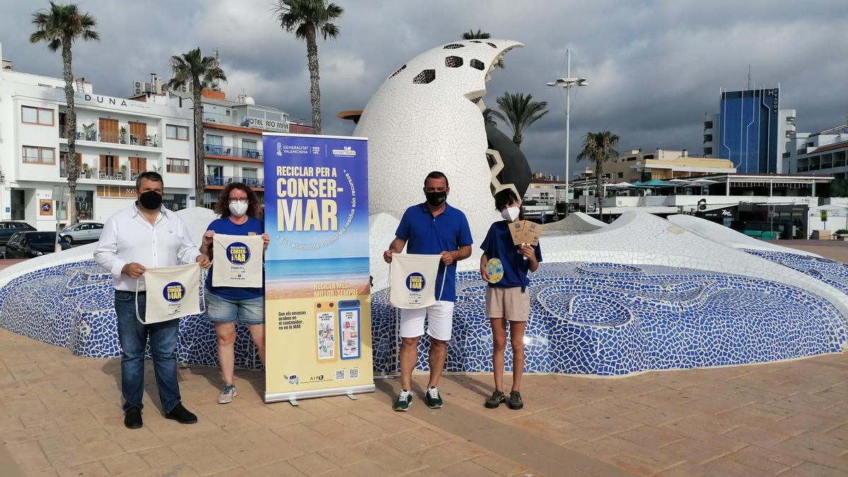 Durante el verano pasado, Peñíscola se unió a la campaña ‘Reciclar para ConserMar’.