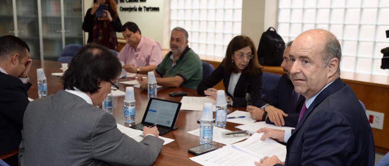 Canarias, en guardia tras conocer el día para la desconexión del Reino Unido