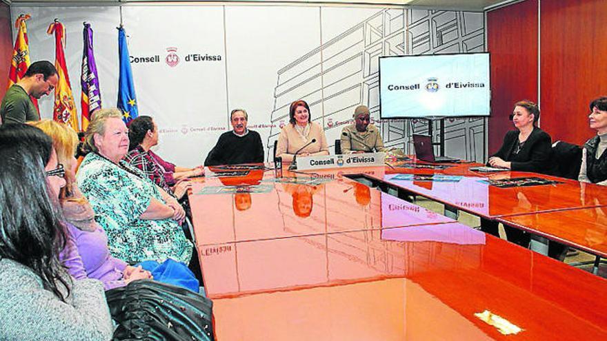 Presentación de la feria, ayer en el Consell.