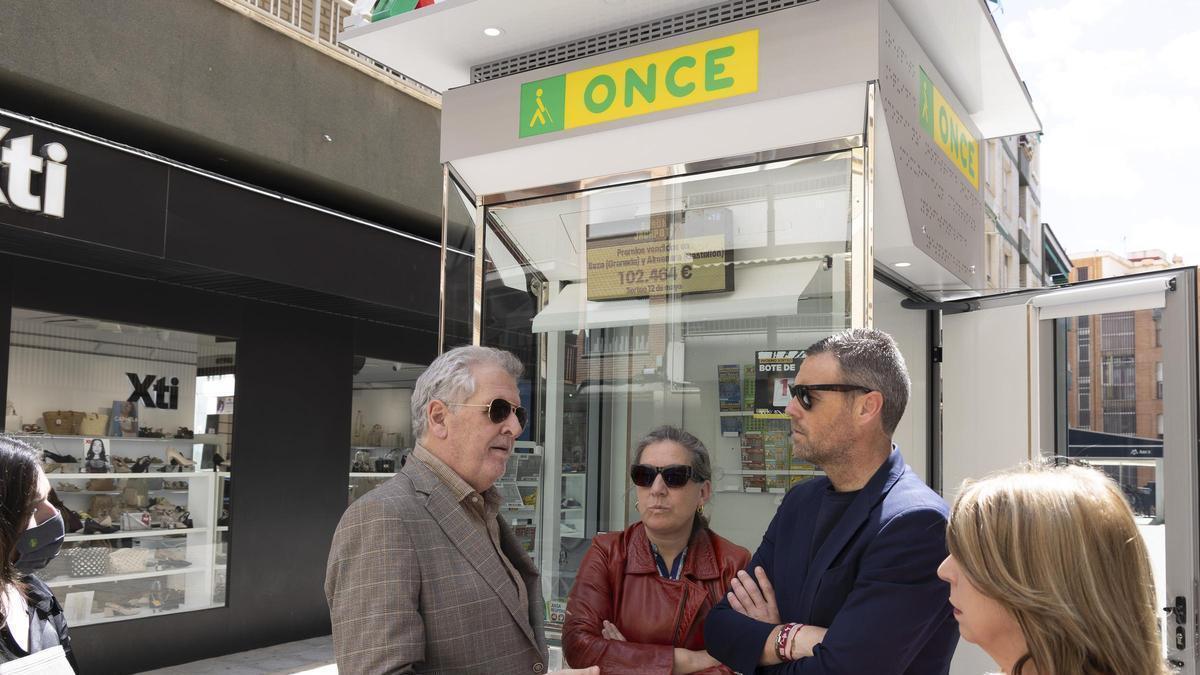Nuevo kiosco de la ONCE en Caravaca