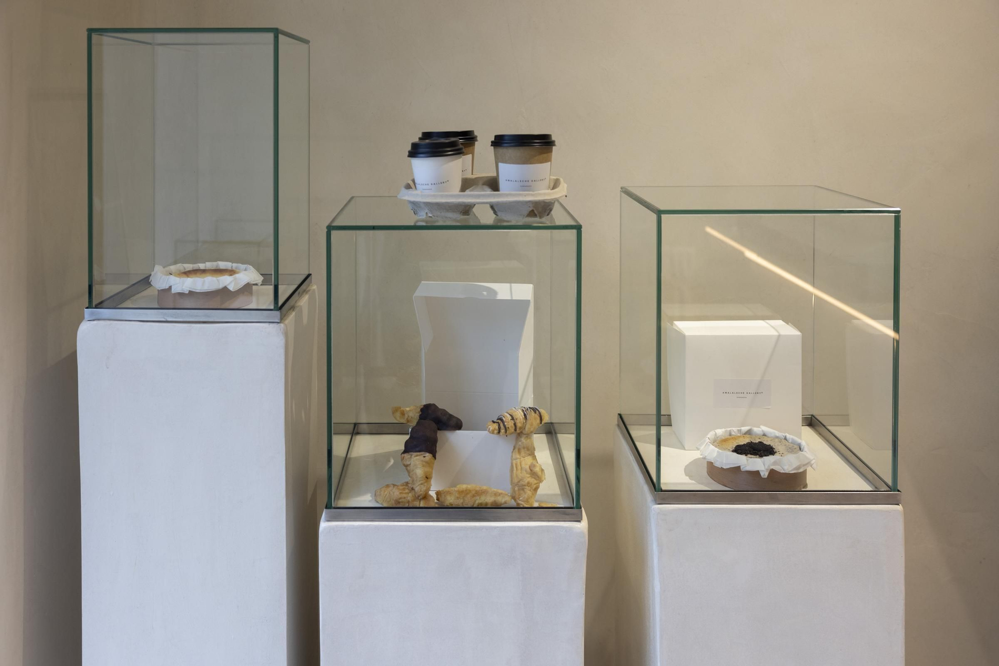 En imagénes | Amalaleche Gallery, el nuevo museo de la repostería de Zaragoza