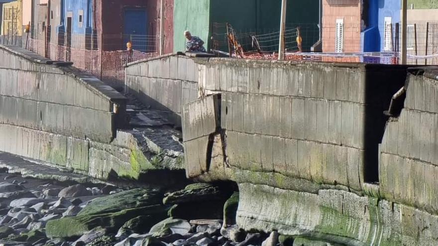 El temporal resquebraja el muro de San Cristóbal y hace peligrar su paseo