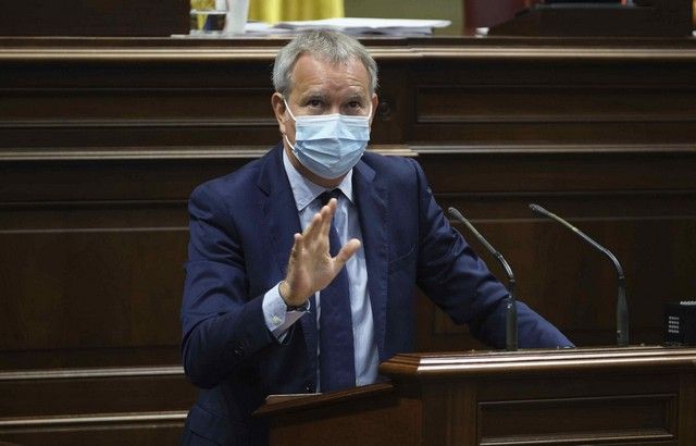 Pleno en el Parlamento de Canarias, 27/10/2021