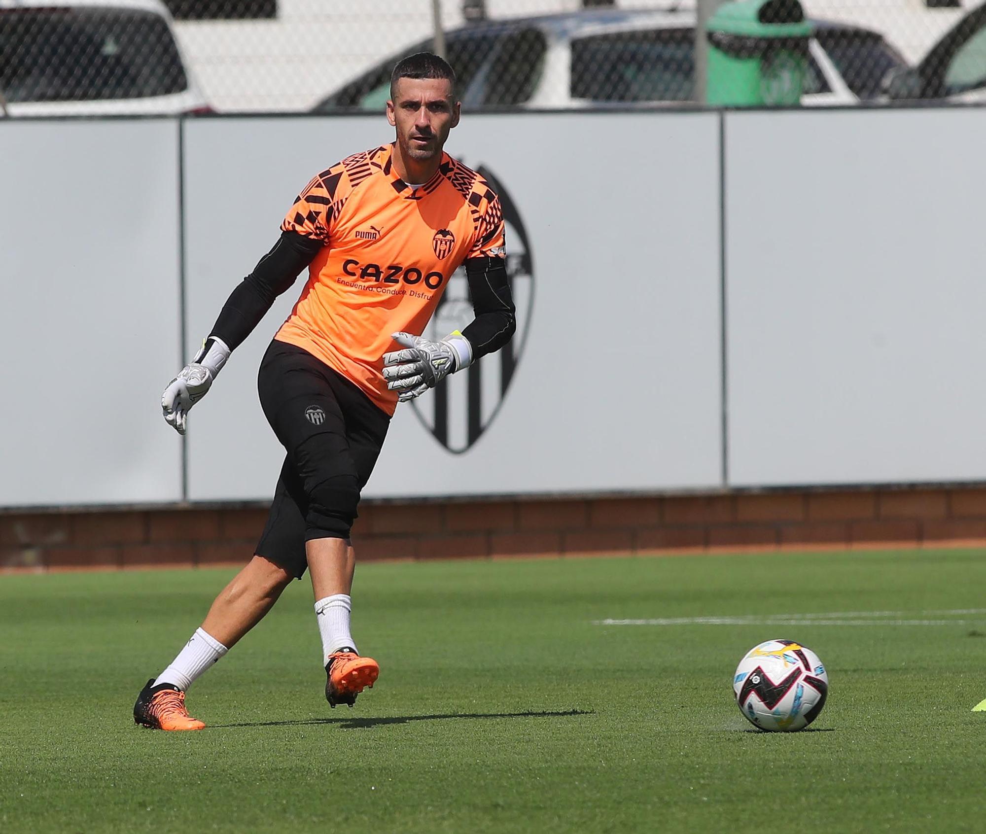 Las imágenes del entrenamiento de hoy del Valencia CF