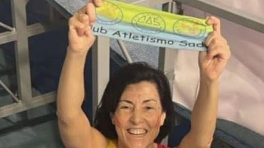 La atleta sadense Monserrat Fernández, campeona de Europa de mayores de 55 años