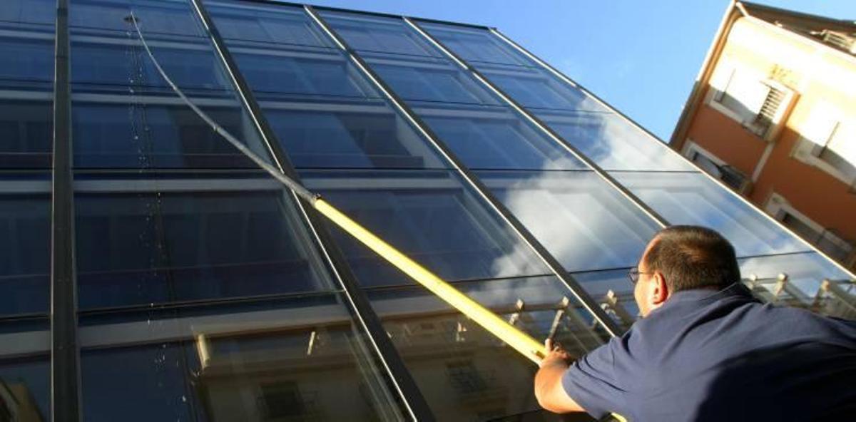 Valor le quita a Ortiz la mayor contrata que gestionaba en solitario y la saca a concurso