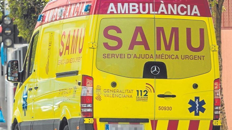 Herido un ciclista tras ser golpeado por la puerta de un taxi en València