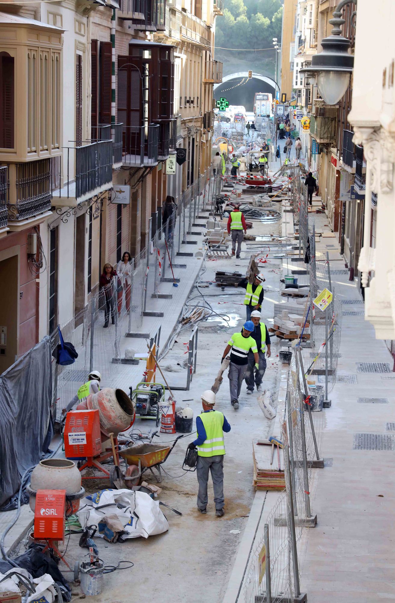 Fase final de las obras en la calle Álamos, en noviembre de 2023.