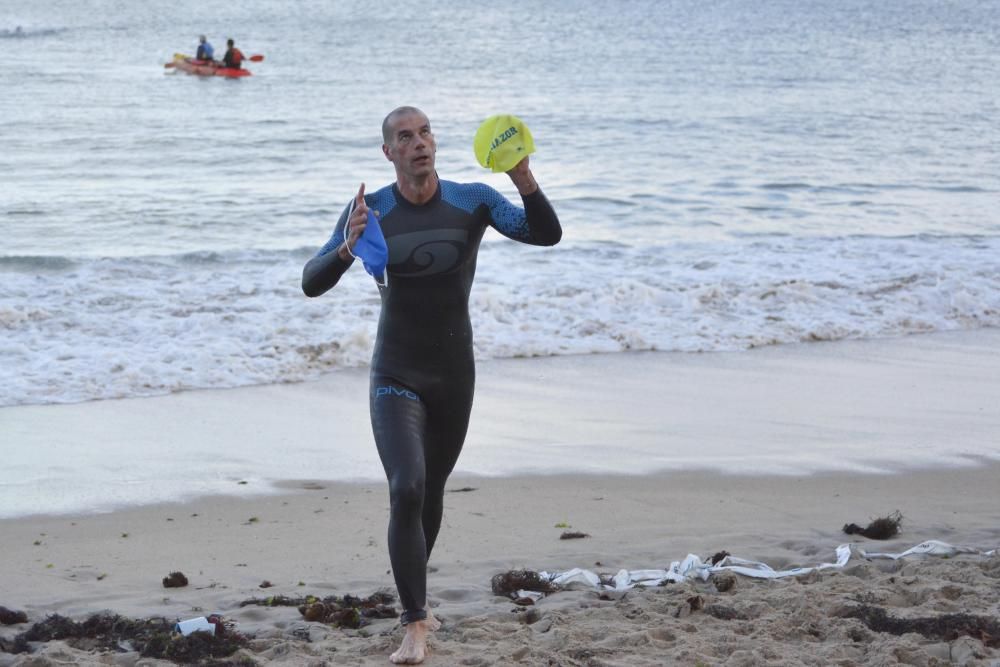 Travesía de los Inocentes en la playa de Santa Cristina