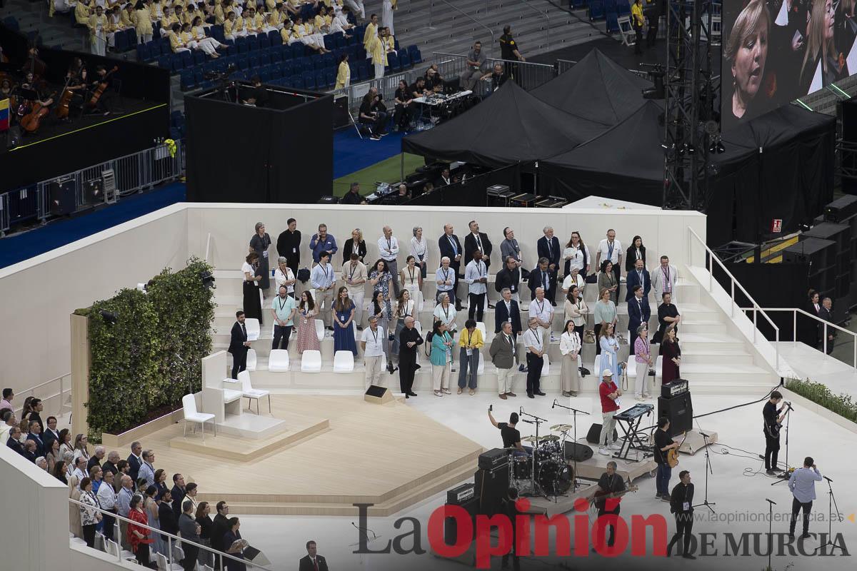 Viaje papa León XIV/Encuentro diocesano en el Santiago Bernabéu_013