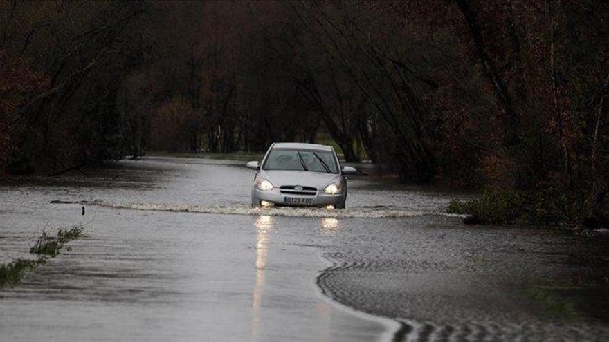 La borrasca &#039;Elsa&#039; deja un muerto en Asturias, inundaciones y vientos de 160 km/h