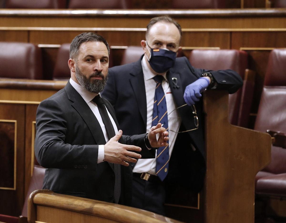 Tots els grups tomben la proposta «racista» de Vox per restringir l’accés a la nacionalitat espanyola