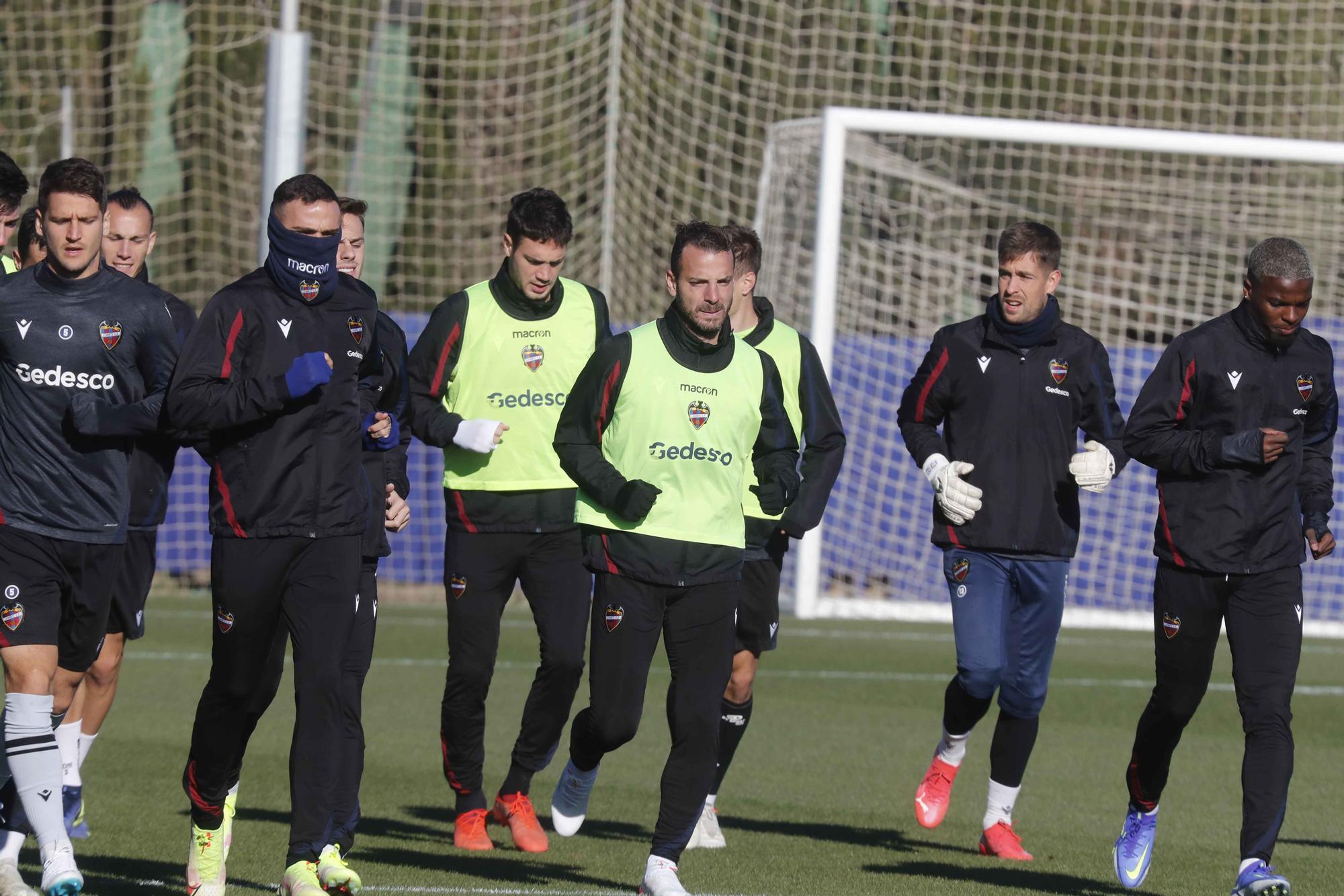 Último entrenamiento del Levante antes de viajar a Melilla