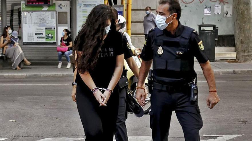 Condenada a 12,5 años de cárcel la joven que mató a su novio en Ibiza