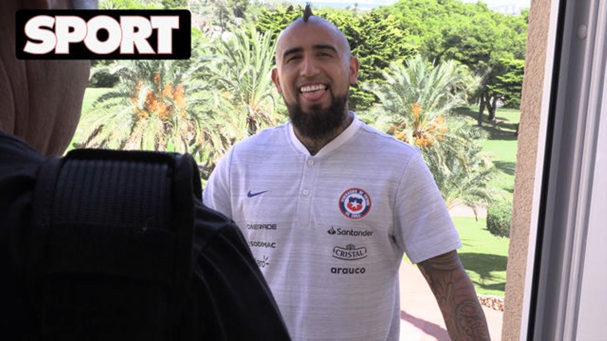 El divertido momento de Arturo Vidal con SPORT